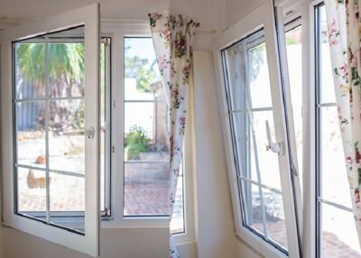 نصب درب و پنجره دوجداره UPVC با کیفیت در کرمانشاه